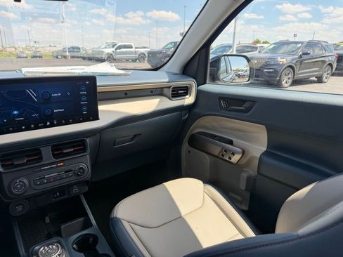 New 2025 Ford Maverick Lariat AWD/4WD image 36