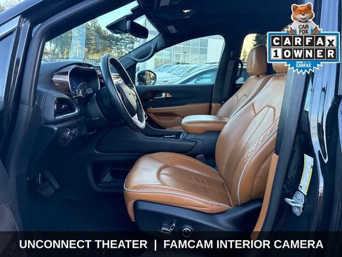 Used 2021 Chrysler Pacifica Pinnacle image 11
