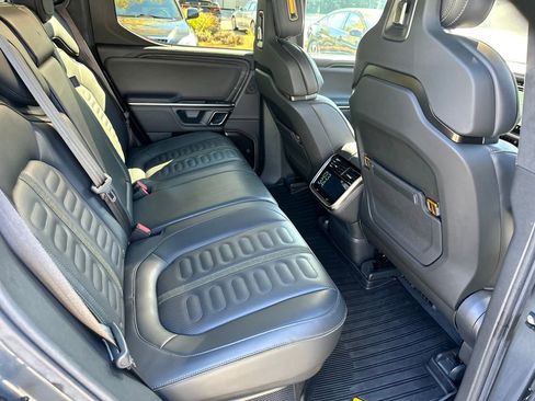 Used 2024 Rivian R1T Adventure image 10