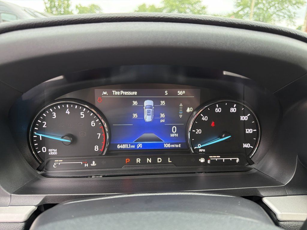 Used 2021 Ford Explorer XLT AWD/4WD image 10