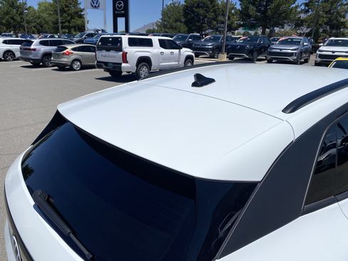 Used 2023 Volkswagen ID.4 Pro RWD image 17