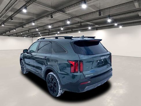 Certified 2023 Kia Sorento S w/ Panoramic Sunroof Package image 6