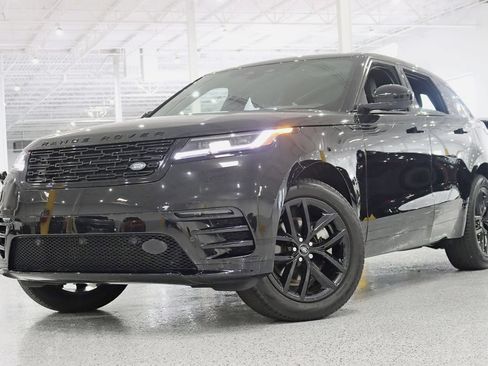 Used 2025 Land Rover Range Rover Velar Dynamic SE AWD/4WD image 6