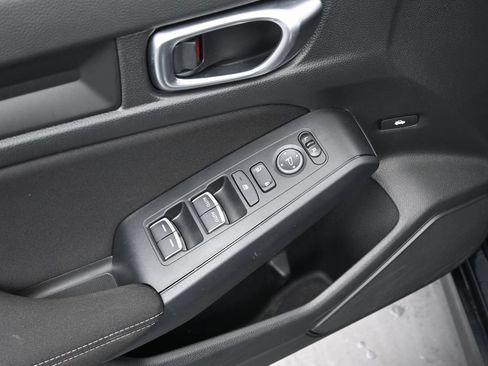 Used 2023 Honda Civic Sport image 16