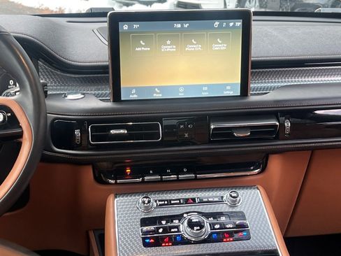 Used 2023 Lincoln Aviator Black Label Grand Touring w/ Class IV Trailer Tow Package image 19