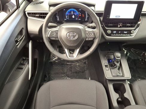 Certified 2026 Toyota Corolla Cross LE AWD/4WD image 21