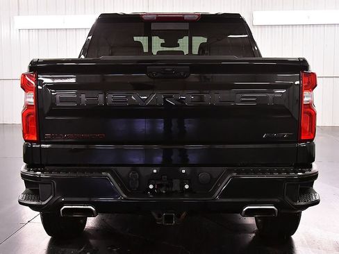 Used 2023 Chevrolet Silverado 1500 RST w/ Redline Edition image 6
