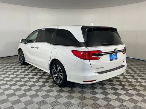 Used 2023 Honda Odyssey Touring image 12
