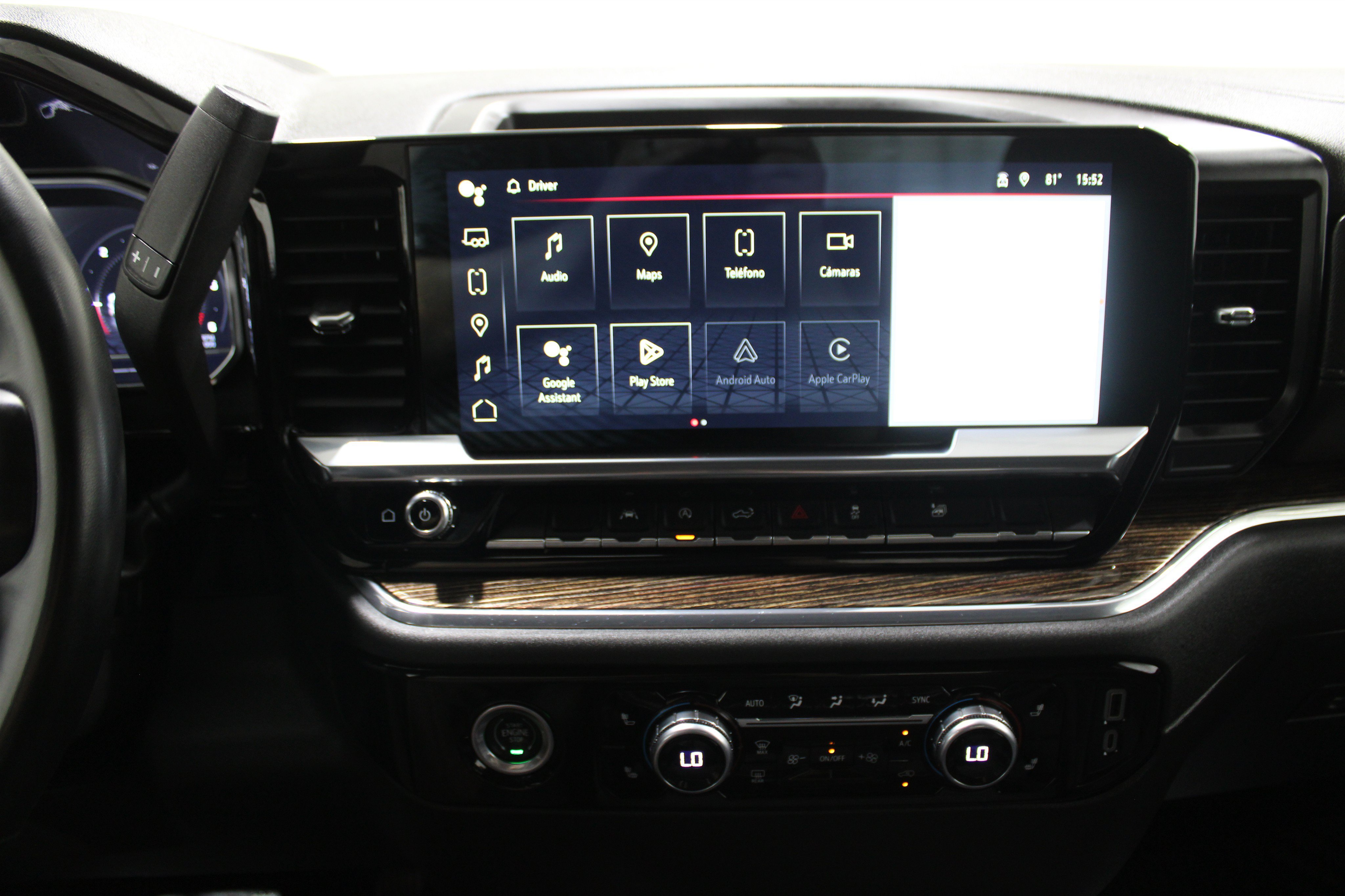 Used 2024 GMC Sierra 1500 SLE AWD/4WD image 8