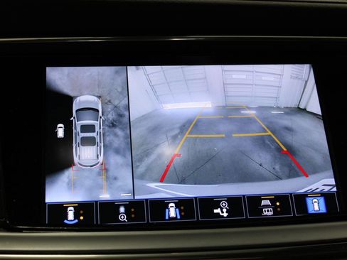 Used 2022 Buick Enclave Avenir w/ Avenir Technology Package image 46