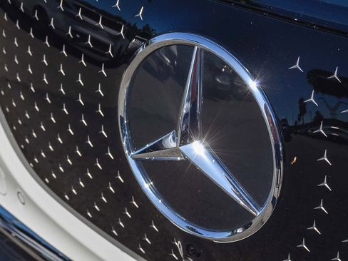 Used 2025 Mercedes-Benz EQE 350+ 4MATIC SUV image 11