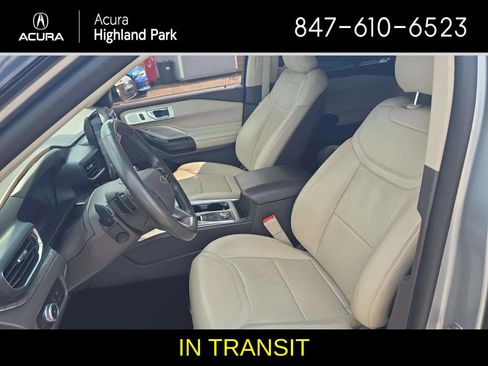 Used 2020 Ford Explorer Platinum w/ Premium Technology Package AWD/4WD image 19