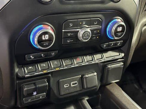 Used 2019 GMC Sierra 1500 SLT w/ SLT Premium Plus Package image 23