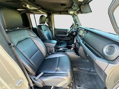 Used 2020 Jeep Gladiator Overland image 28