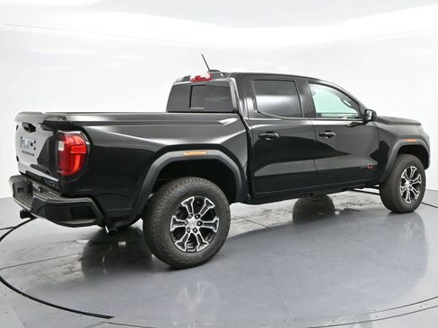 Used 2025 GMC Canyon AT4 w/ Technology Plus Package image 7