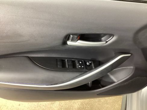Used 2022 Toyota Corolla SE FWD image 11