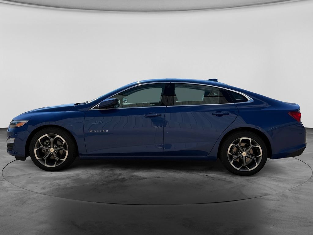 Used 2023 Chevrolet Malibu LT w/ LPO, Floor Liner Package FWD image 5