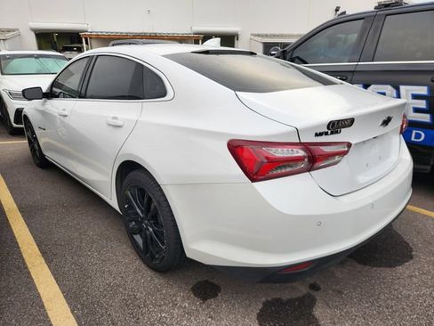 Used 2024 Chevrolet Malibu LT w/ Sport Edition FWD image 3