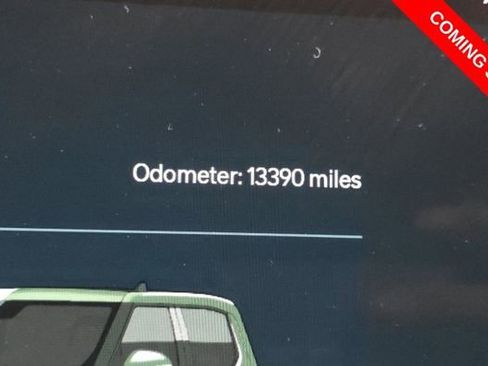 Used 2023 Rivian R1T Adventure image 5