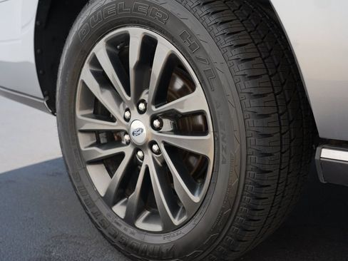 Used 2021 Ford Expedition Max Limited AWD/4WD image 31