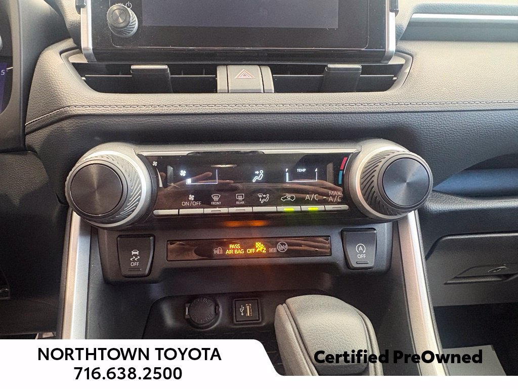 Used 2024 Toyota RAV4 LE FWD image 24