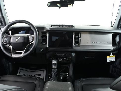 New 2026 Ford Bronco Badlands AWD/4WD image 7