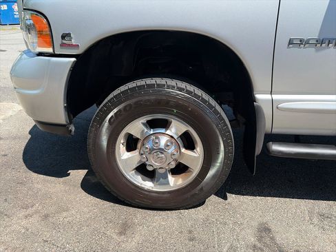 Used 2004 Dodge Ram 3500 Truck SLT w/ Sport Appearance Group AWD/4WD image 15