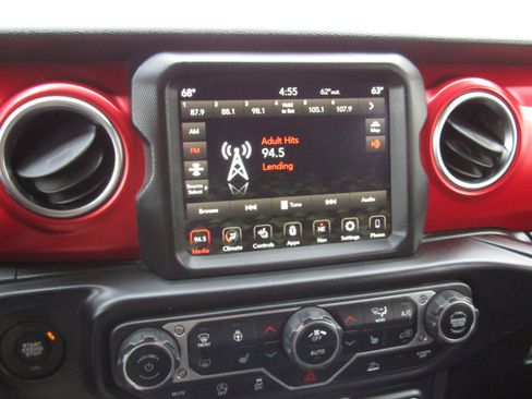 Used 2021 Jeep Wrangler Unlimited Rubicon AWD/4WD image 21