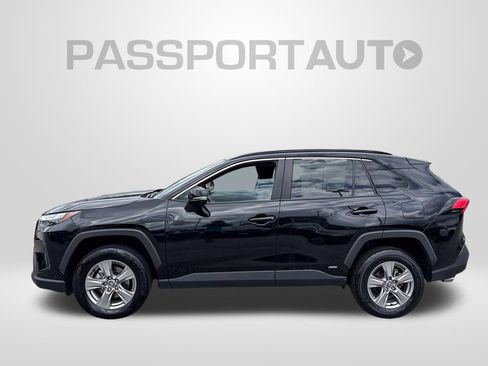 Used 2024 Toyota RAV4 LE AWD/4WD image 2