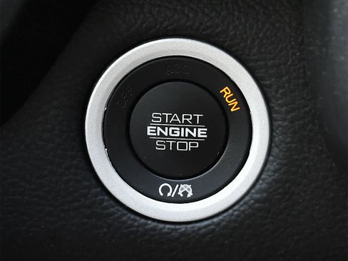 Used 2022 RAM 1500 Big Horn AWD/4WD image 16