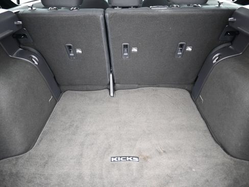 Used 2024 Nissan Kicks SV image 12