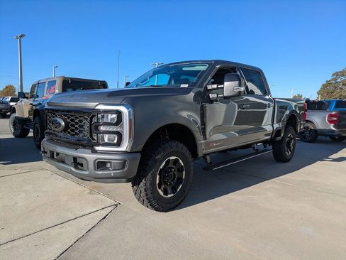 New 2026 Ford F250 Lariat w/ Tremor Off-Road Package image 7