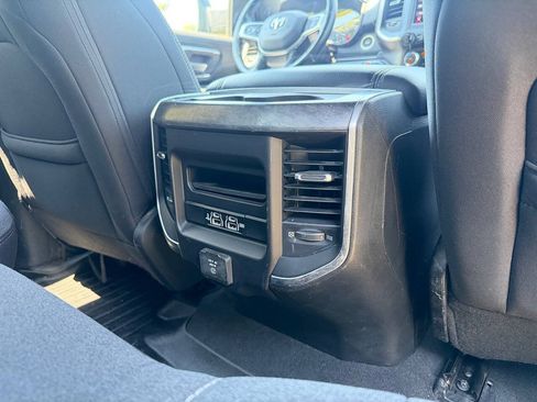 Used 2019 RAM 1500 Big Horn AWD/4WD image 20