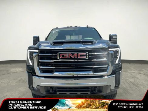 Certified 2024 GMC Sierra 2500 SLT w/ SLT Premium Package AWD/4WD image 8