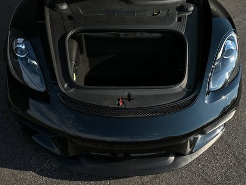 Used 2020 Porsche 718 Cayman GT4 image 25