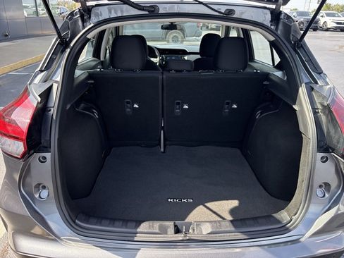 Certified 2024 Nissan Kicks SV FWD image 7