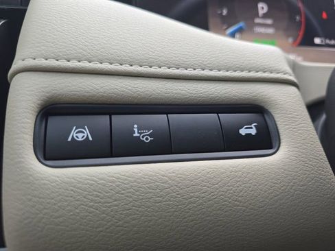 New 2026 Nissan Armada Platinum AWD/4WD image 10
