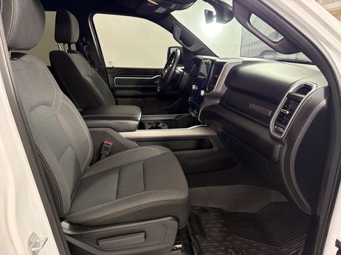 Used 2023 RAM 1500 Big Horn AWD/4WD image 23