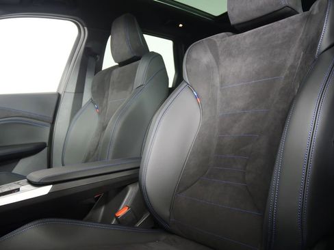 Used 2026 BMW X1 xDrive28i w/ Technology Package image 11