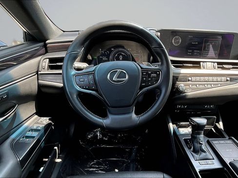 Used 2021 Lexus ES 300h w/ Premium Package FWD image 8