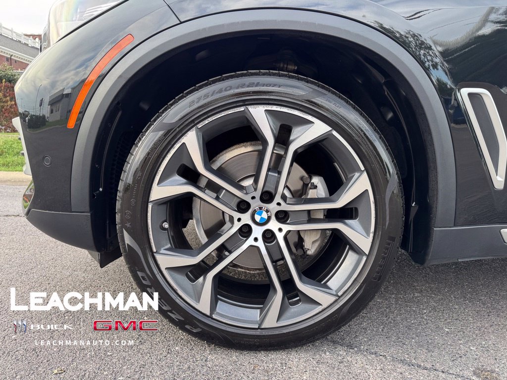 Used 2023 BMW X5 xDrive40i w/ Premium Package AWD/4WD image 8