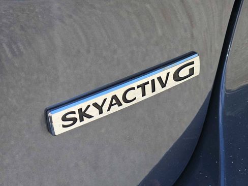 Used 2023 MAZDA MAZDA3 s image 11