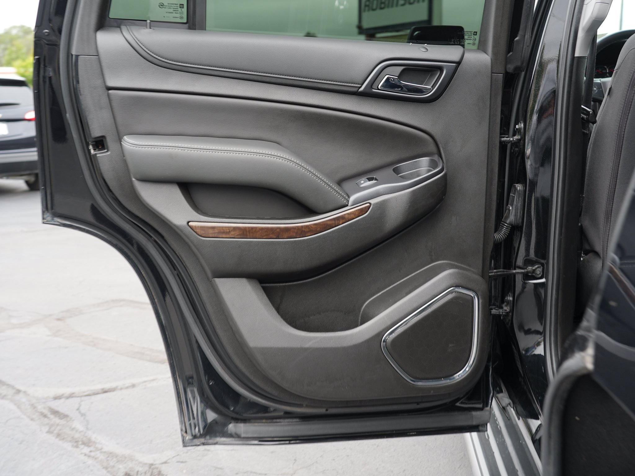 Used 2018 Chevrolet Tahoe LS w/ Skid Plate Package AWD/4WD image 20