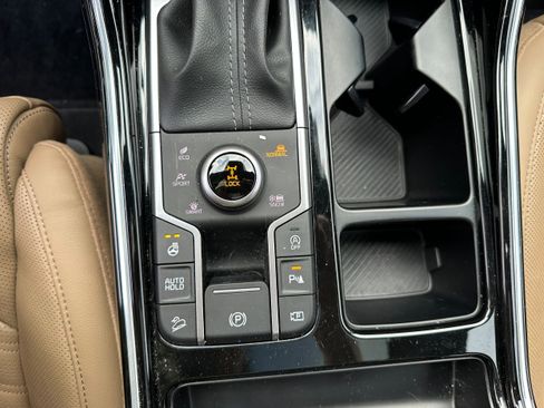 Used 2025 Kia Sorento SX Prestige w/ Olive Brown Leather Package image 49