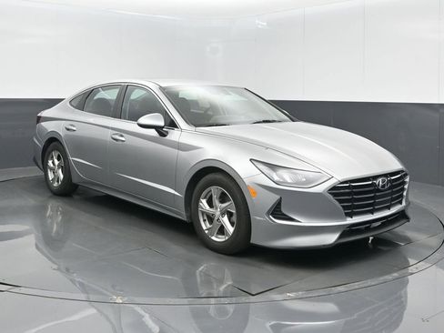 Used 2021 Hyundai Sonata SE image 1