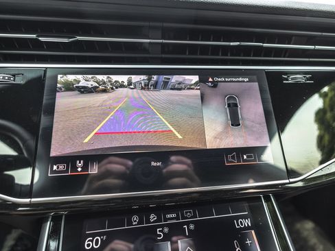 Used 2025 Audi Q8 Premium Plus AWD/4WD image 19