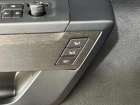 Used 2026 Toyota Sequoia Capstone AWD/4WD image 31