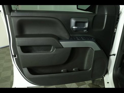 Used 2018 Chevrolet Silverado 1500 LT w/ Texas Edition AWD/4WD image 13