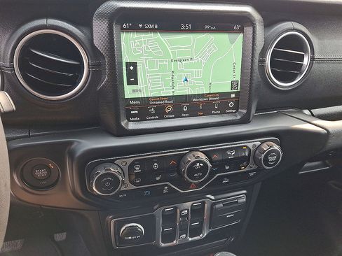 Used 2023 Jeep Wrangler Unlimited Sahara w/ Cold Weather Group AWD/4WD image 20