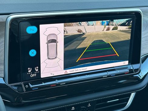 New 2026 Volkswagen Atlas SE image 18